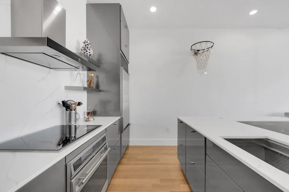 2200 Victory Avenue #802 Dallas, TX 75219