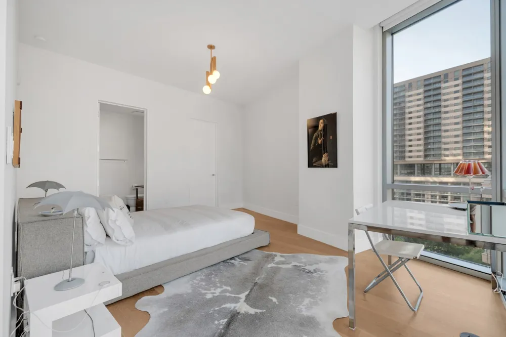 2200 Victory Avenue #802 Dallas, TX 75219