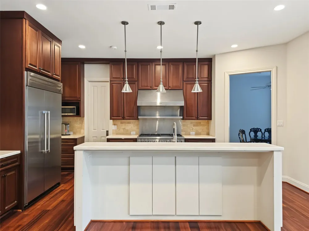 12018 Surrey Lane Bunker Hill Village, TX 77024