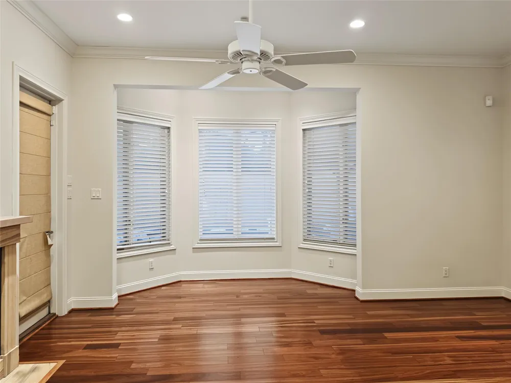 12018 Surrey Lane Bunker Hill Village, TX 77024