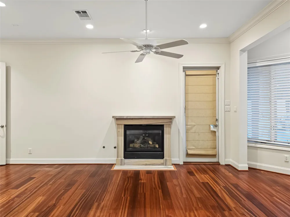 12018 Surrey Lane Bunker Hill Village, TX 77024