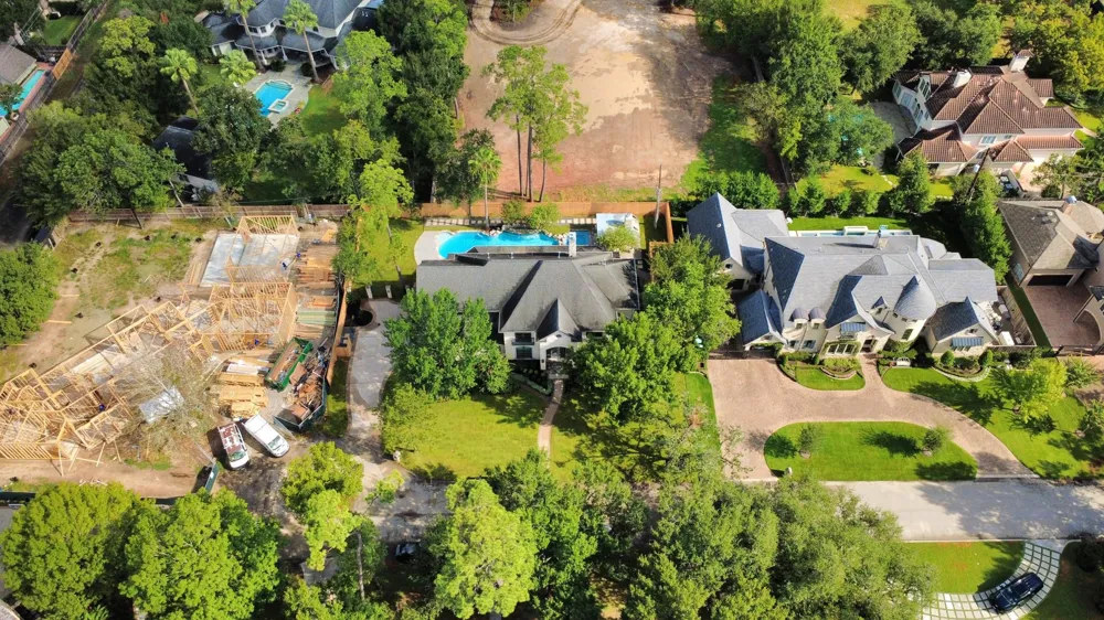 12018 Surrey Lane Bunker Hill Village, TX 77024