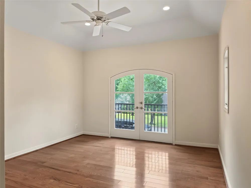 12018 Surrey Lane Bunker Hill Village, TX 77024
