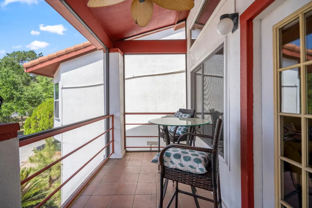 22547 Bayview Circle Huntsville, TX 77320