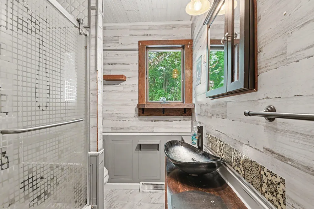 14525 Lakeshore Avenue Grand Haven Charter Township, MI 49417