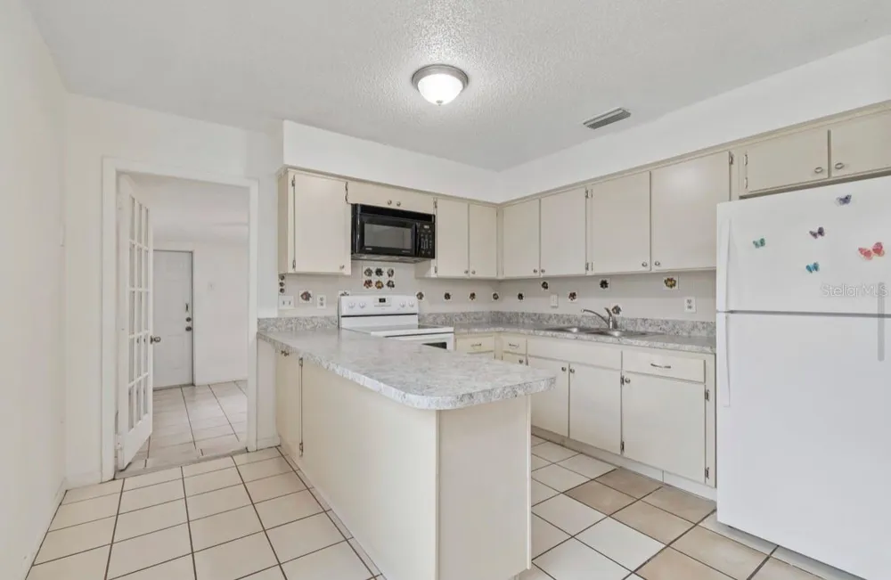 7516 CORTEZ STREET Tampa, FL 33614