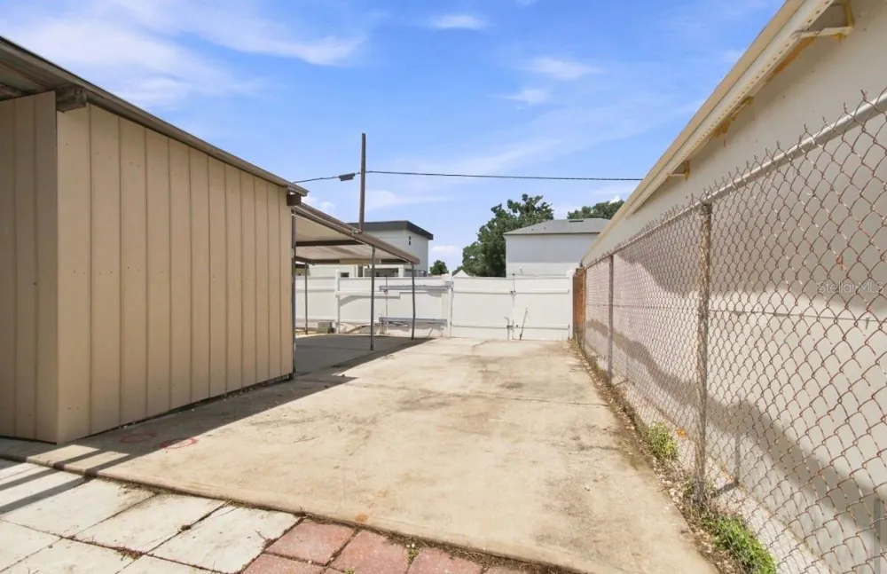7516 CORTEZ STREET Tampa, FL 33614