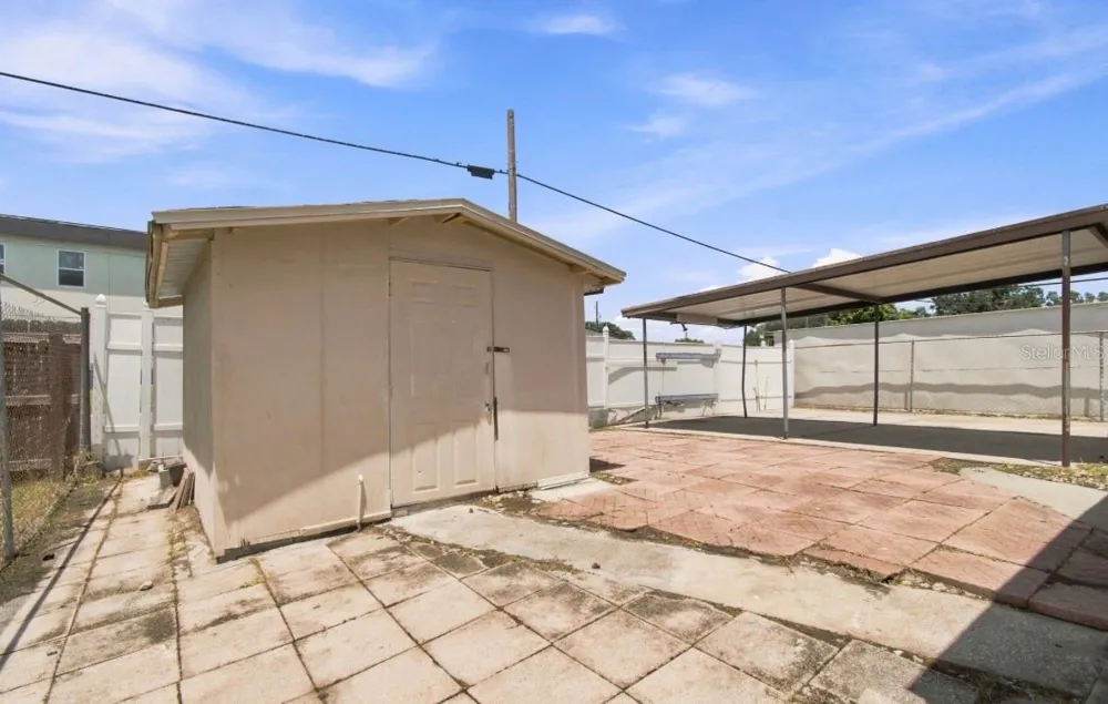 7516 CORTEZ STREET Tampa, FL 33614