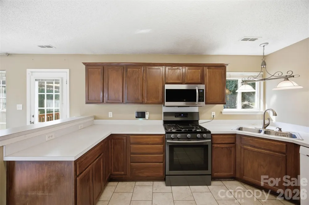 109 Clairwood Drive Mount Holly, NC 28120