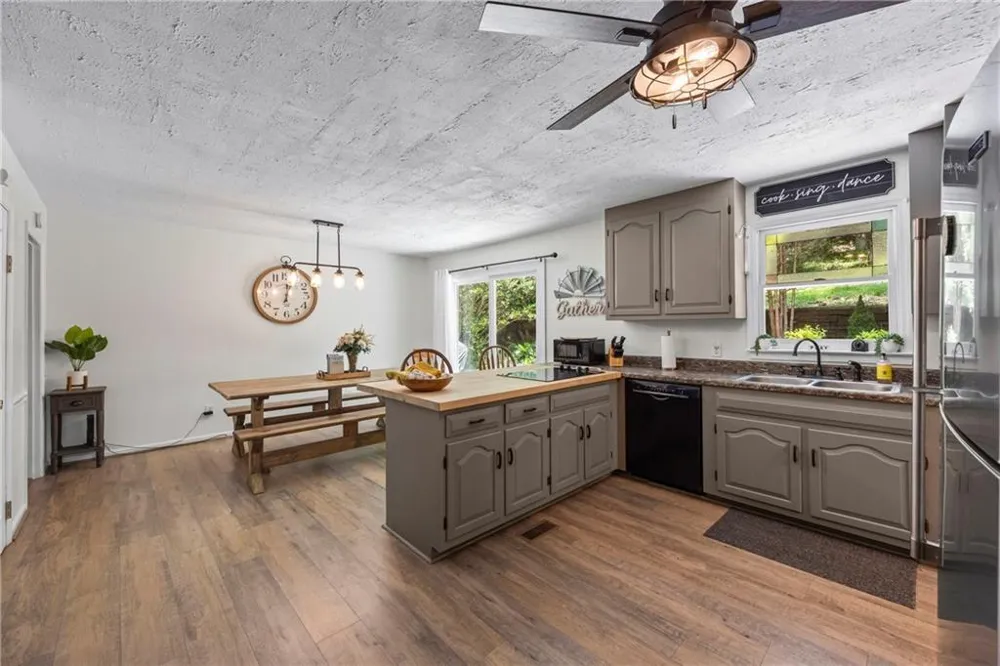 439 Nighthawk View Demorest, GA 30535