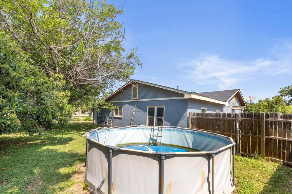 505 Willis Street Santa Anna, TX 76878