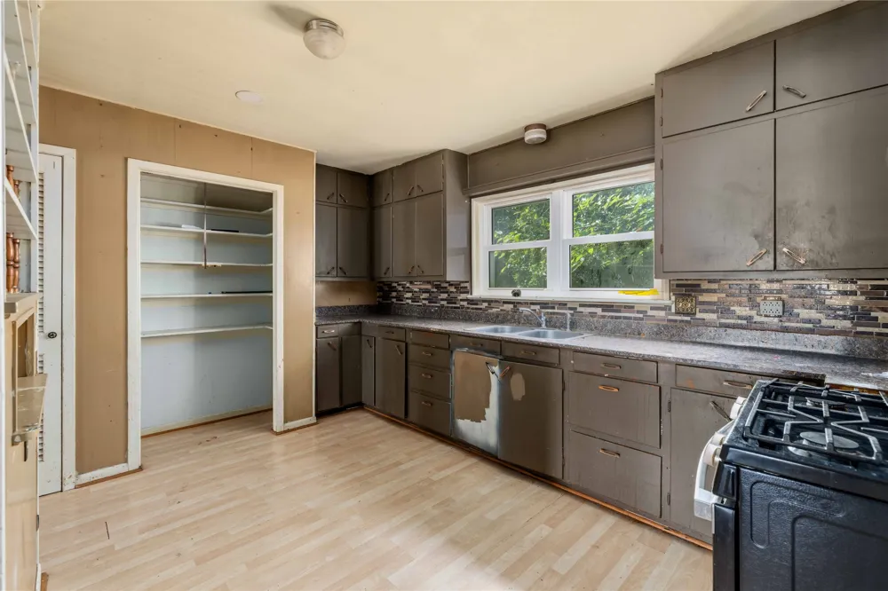 505 Willis Street Santa Anna, TX 76878