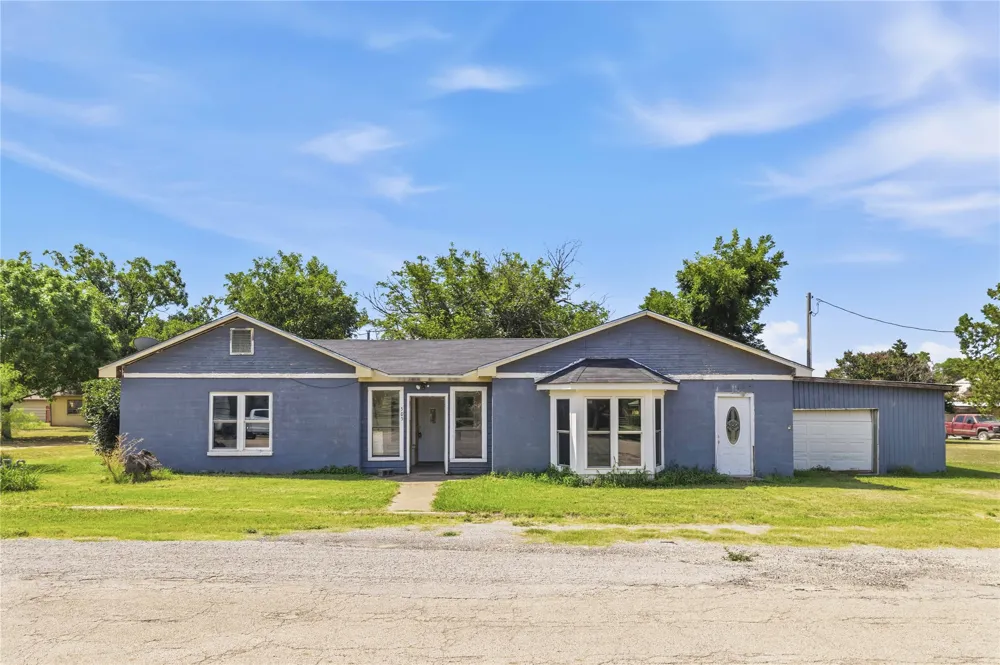 505 Willis Street Santa Anna, TX 76878