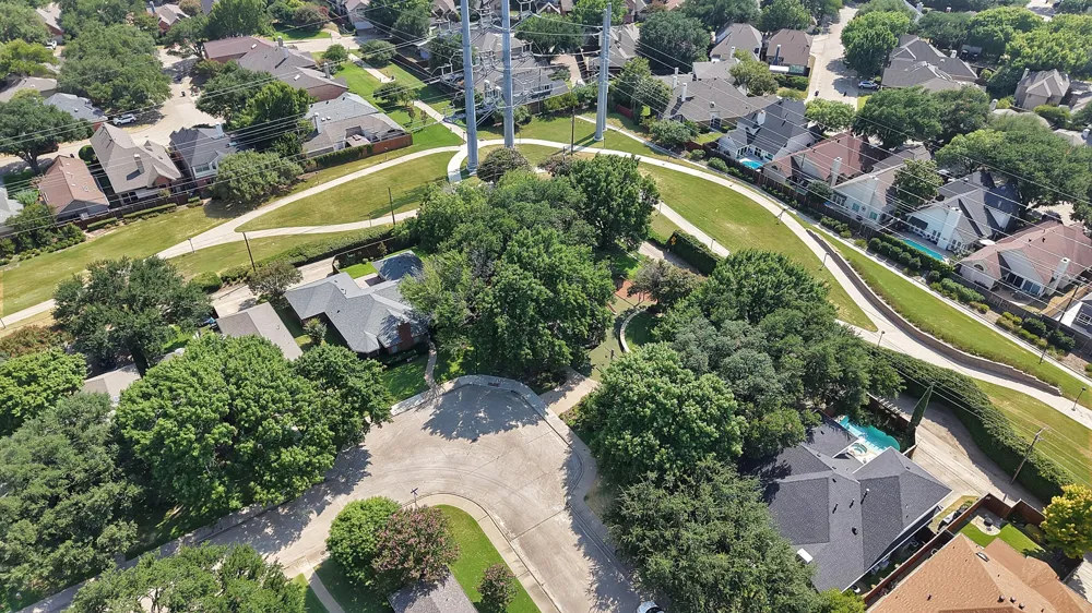 4021 Winter Park Lane Addison, TX 75001