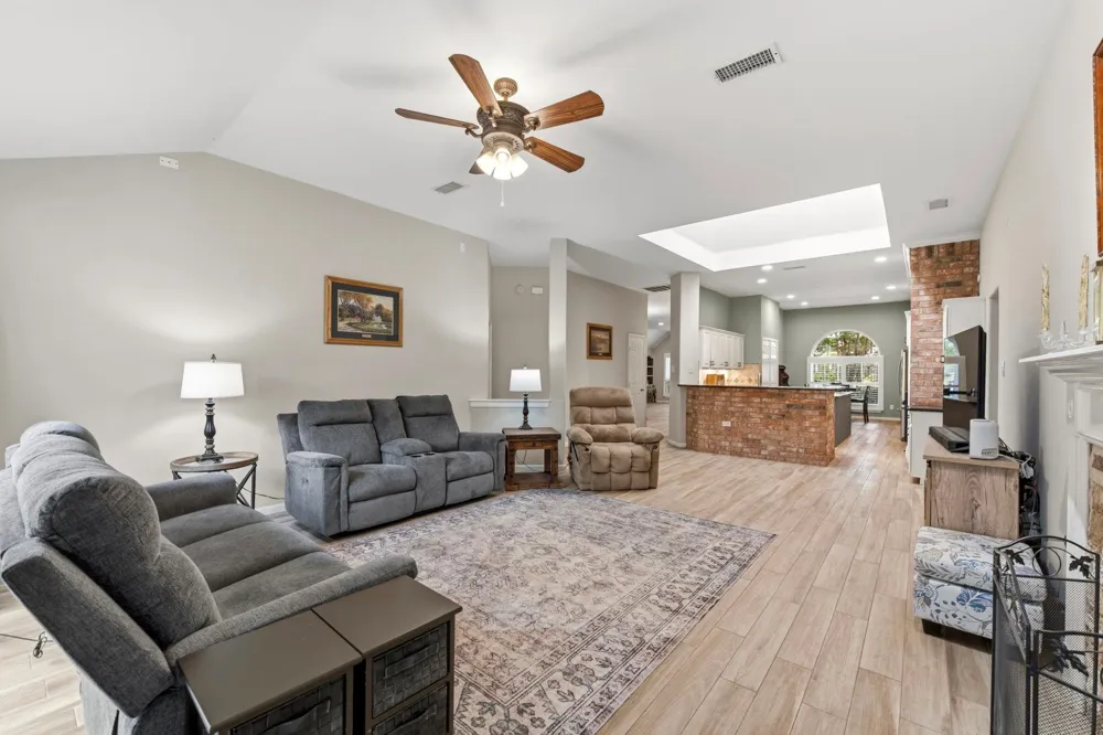 4631 Windy Gorge Drive Kingwood, TX 77345
