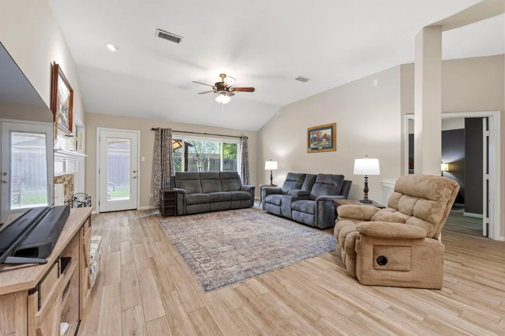 4631 Windy Gorge Drive Kingwood, TX 77345