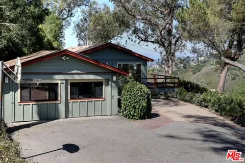 112 Crestview Lane