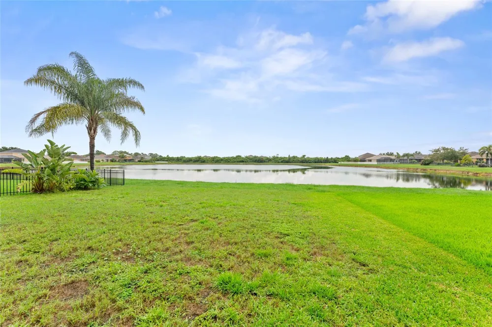 901 PARKER DEN DRIVE Ruskin, FL 33570