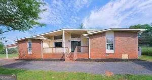 18 Old Potash Road