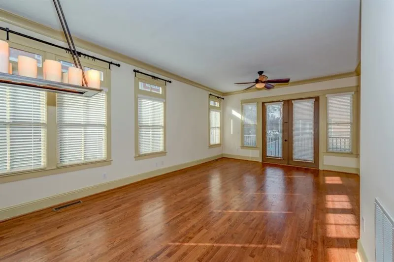 4685 Dogwood Alley Dunwoody, GA 30338