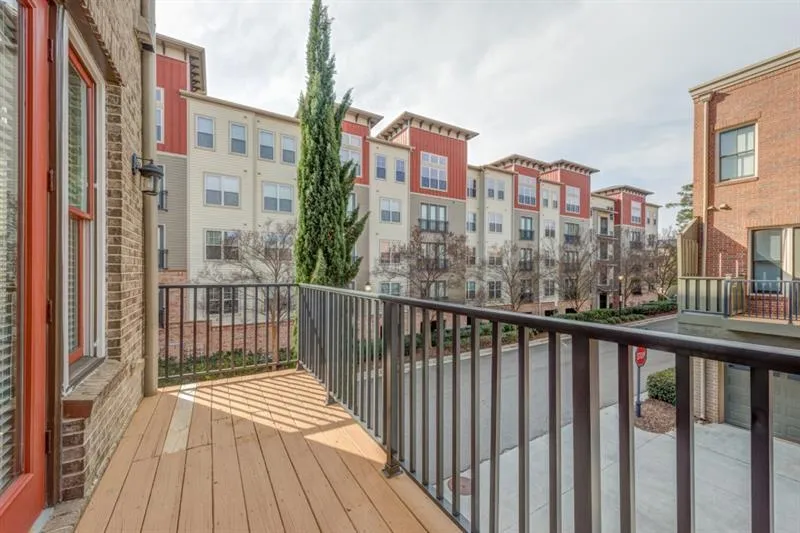 4685 Dogwood Alley Dunwoody, GA 30338
