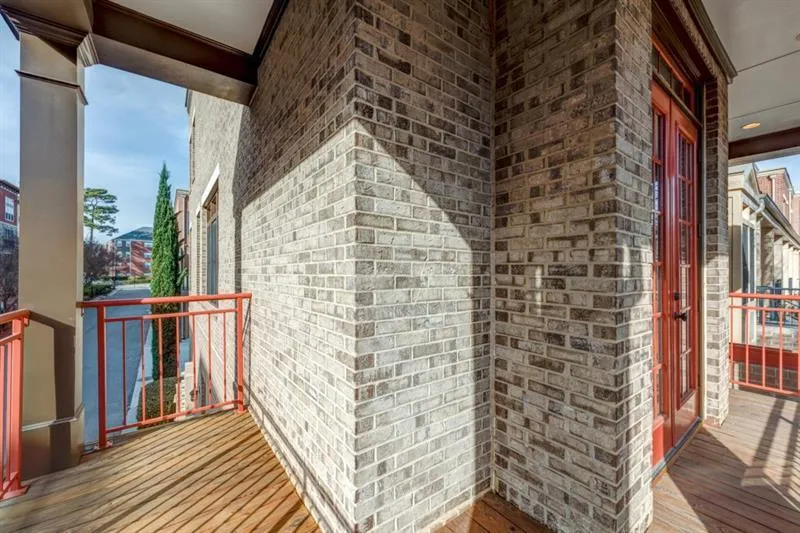 4685 Dogwood Alley Dunwoody, GA 30338