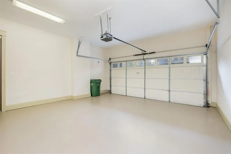 4685 Dogwood Alley Dunwoody, GA 30338