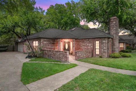 9605 Oak Springs Drive