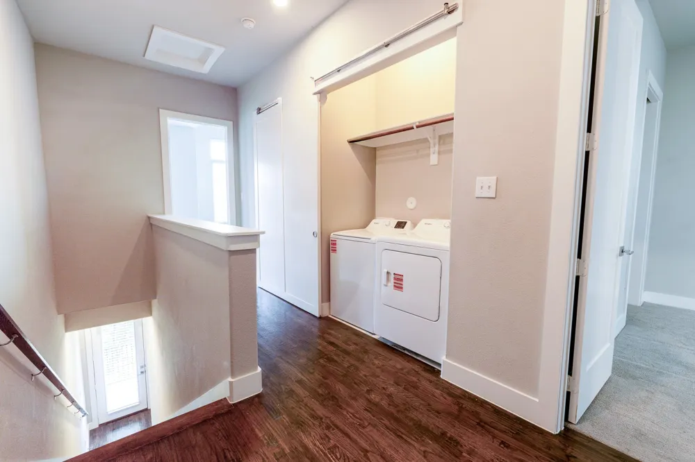 2514 Vintage Street Farmers Branch, TX 75234
