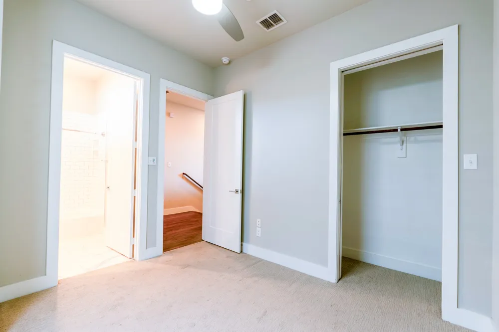 2514 Vintage Street Farmers Branch, TX 75234