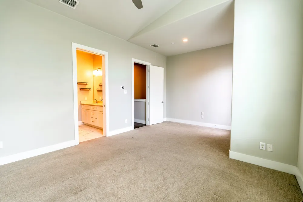 2514 Vintage Street Farmers Branch, TX 75234
