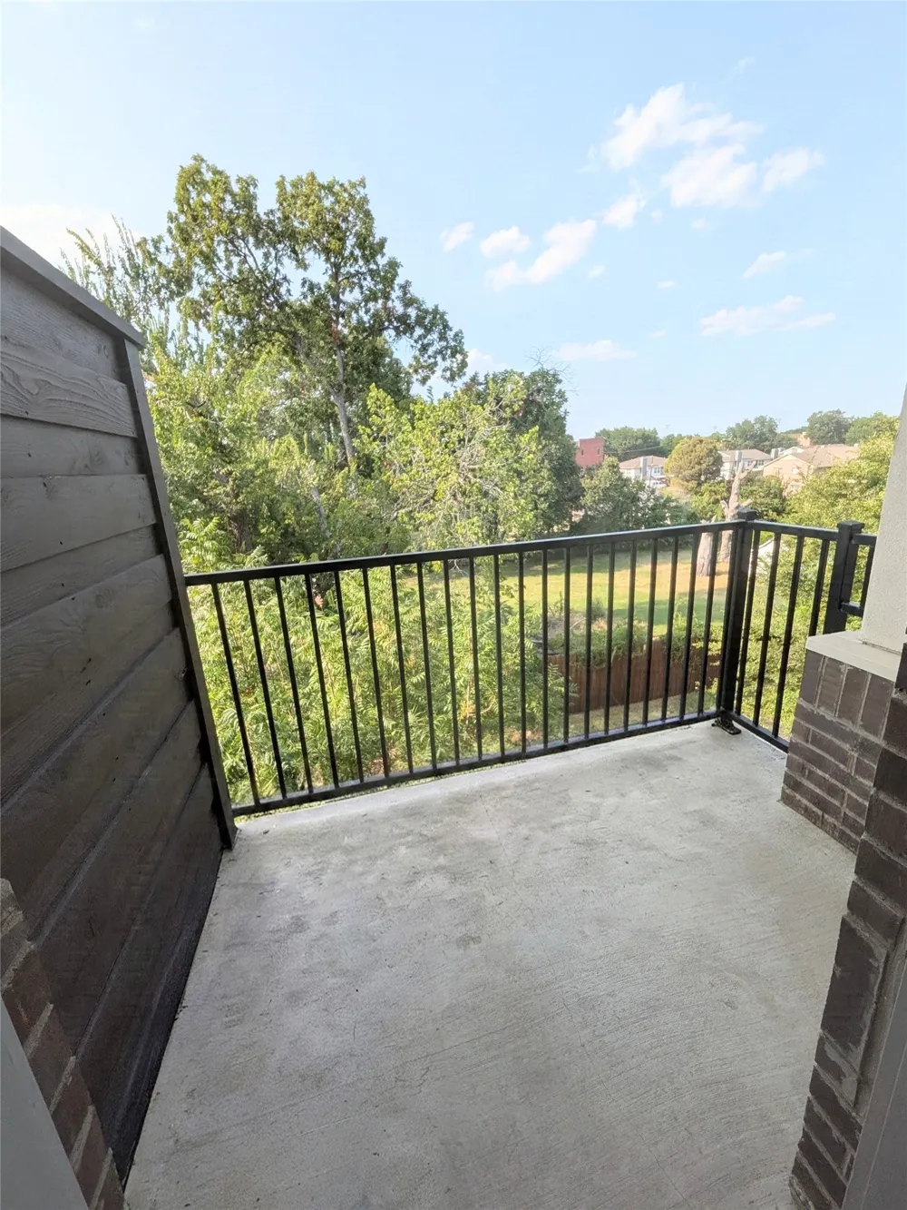 2514 Vintage Street Farmers Branch, TX 75234
