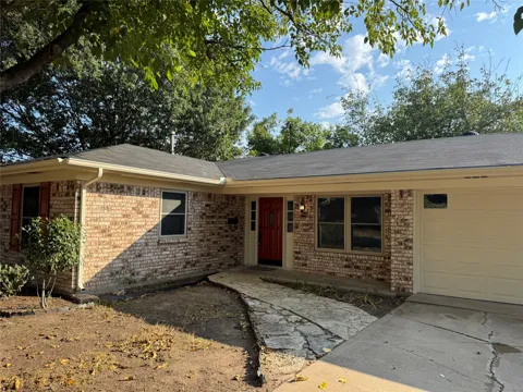 307 Ables Street