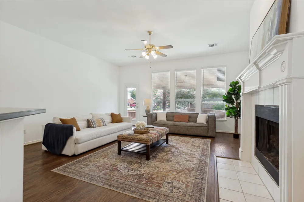 162 Shelby Trace Murphy, TX 75094