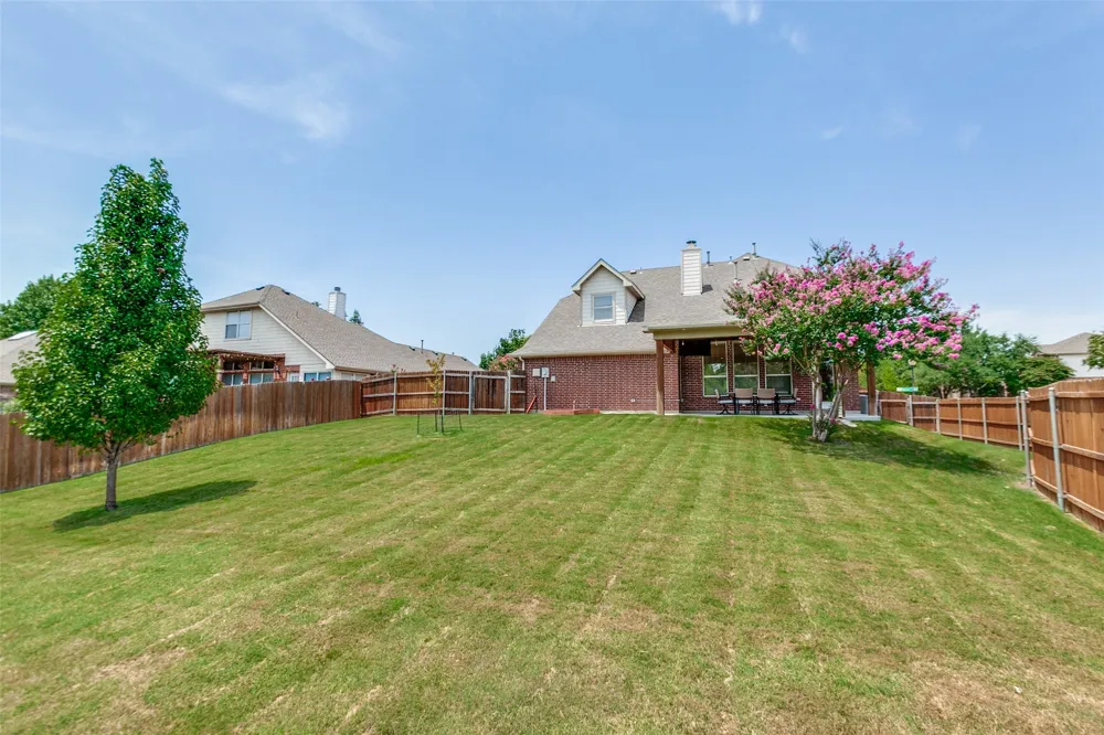 162 Shelby Trace Murphy, TX 75094