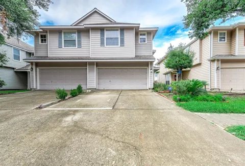 12415 Oriole Lake Way