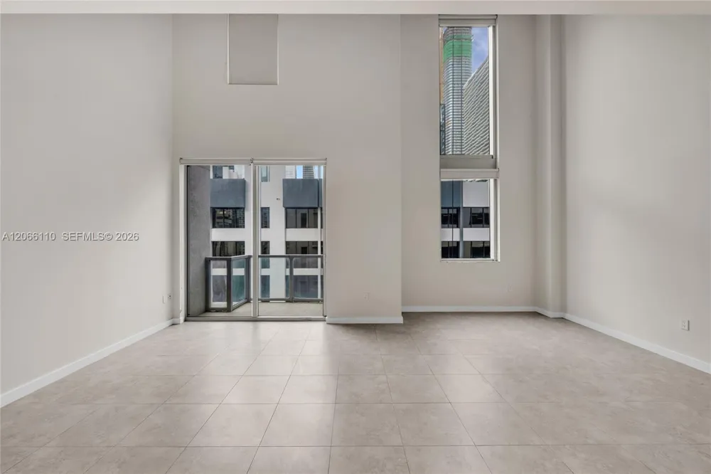 1060 Brickell Ave #815 Miami, FL 33131