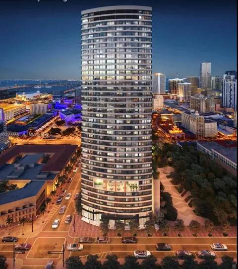 225 Miami Ave #2801