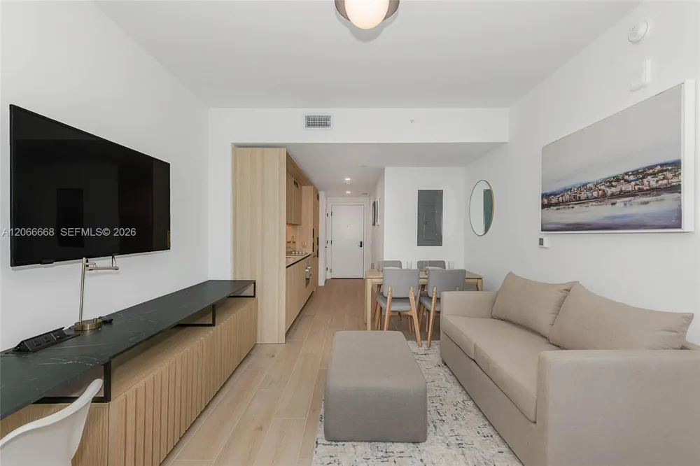 225 Miami Ave #2801 Miami, FL 33128