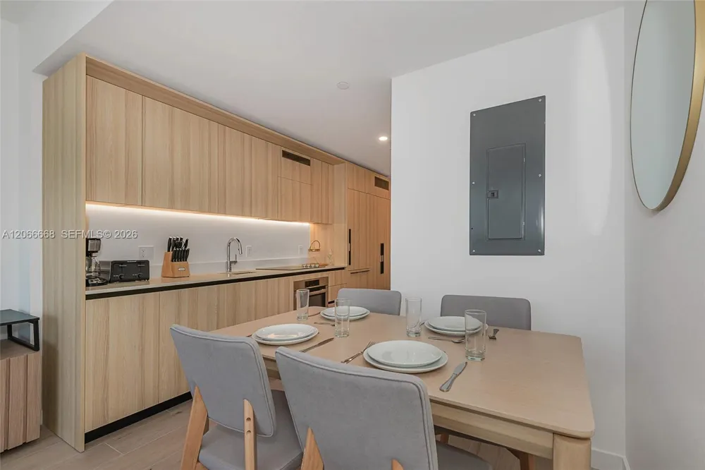 225 Miami Ave #2801 Miami, FL 33128