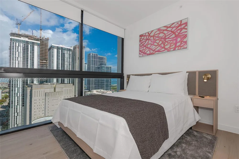 225 Miami Ave #2801 Miami, FL 33128