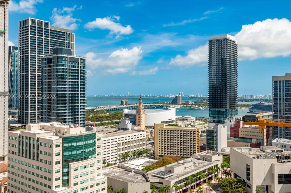 225 Miami Ave #2801 Miami, FL 33128