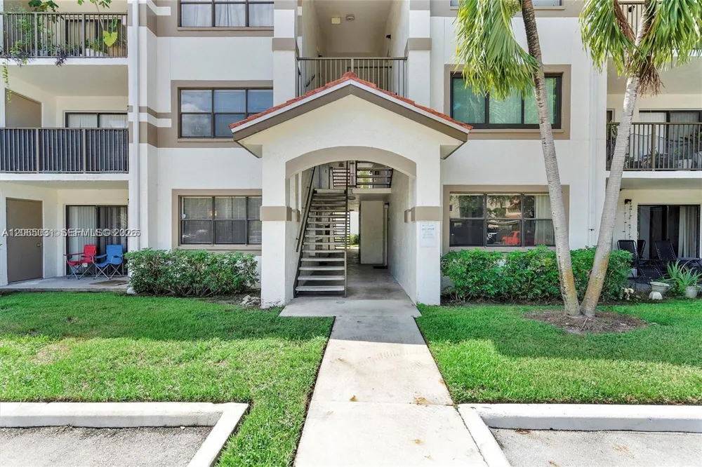 540 S Park Rd #14-9 Hollywood, FL 33021