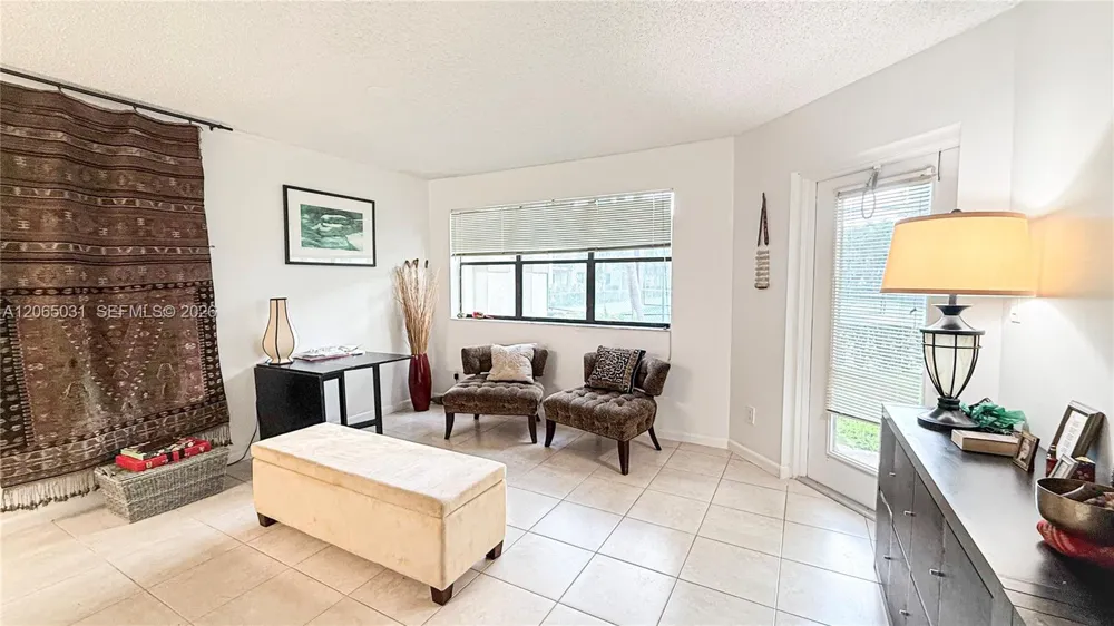 540 S Park Rd #14-9 Hollywood, FL 33021