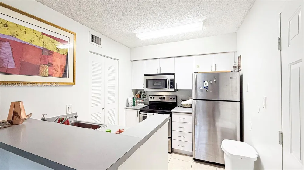540 S Park Rd #14-9 Hollywood, FL 33021