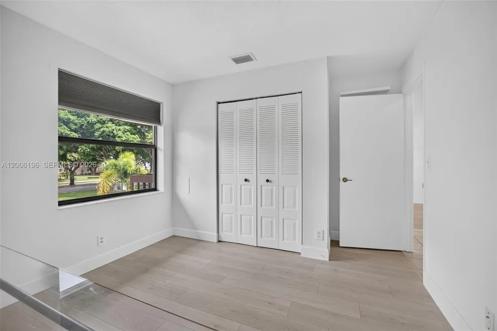 4626 E Lucerne Lakes Blvd E #202 Lake Worth, FL 33467