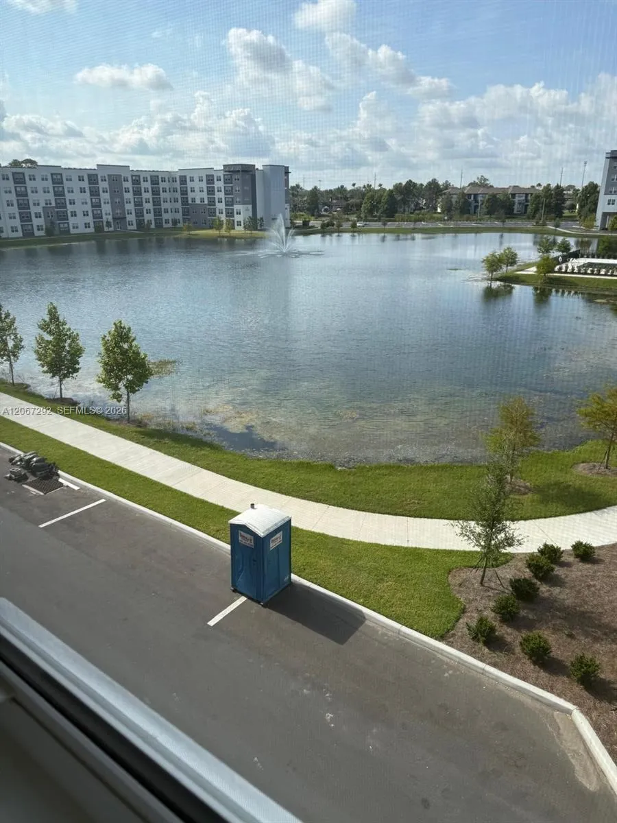 5563 Milenia Park Blvd #307 Orlando, FL 32839