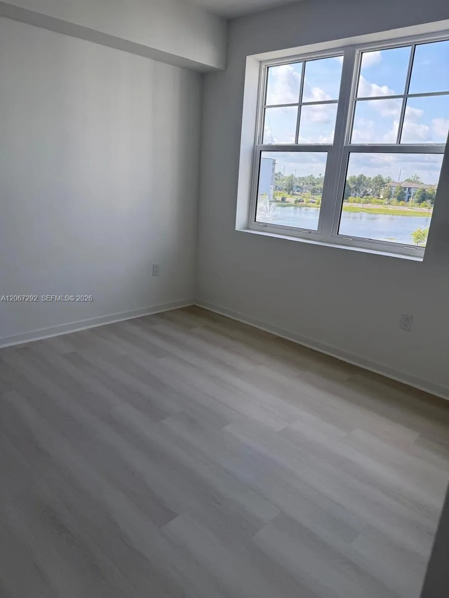 5563 Milenia Park Blvd #307 Orlando, FL 32839