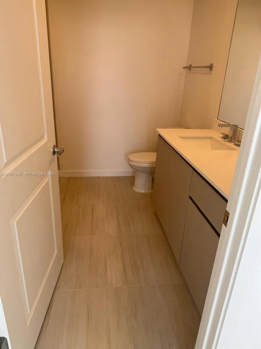 5563 Milenia Park Blvd #307 Orlando, FL 32839