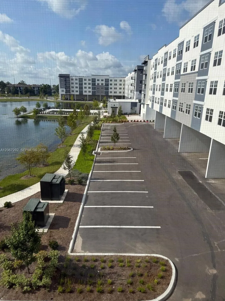 5563 Milenia Park Blvd #307 Orlando, FL 32839